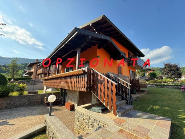 casa indipendente in vendita a Fino del Monte