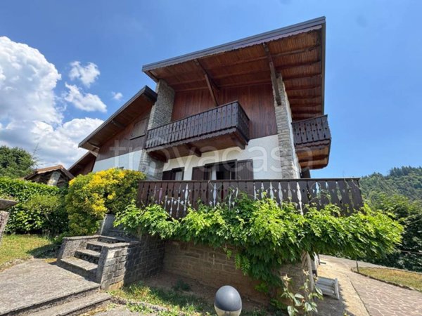 casa indipendente in vendita a Fino del Monte