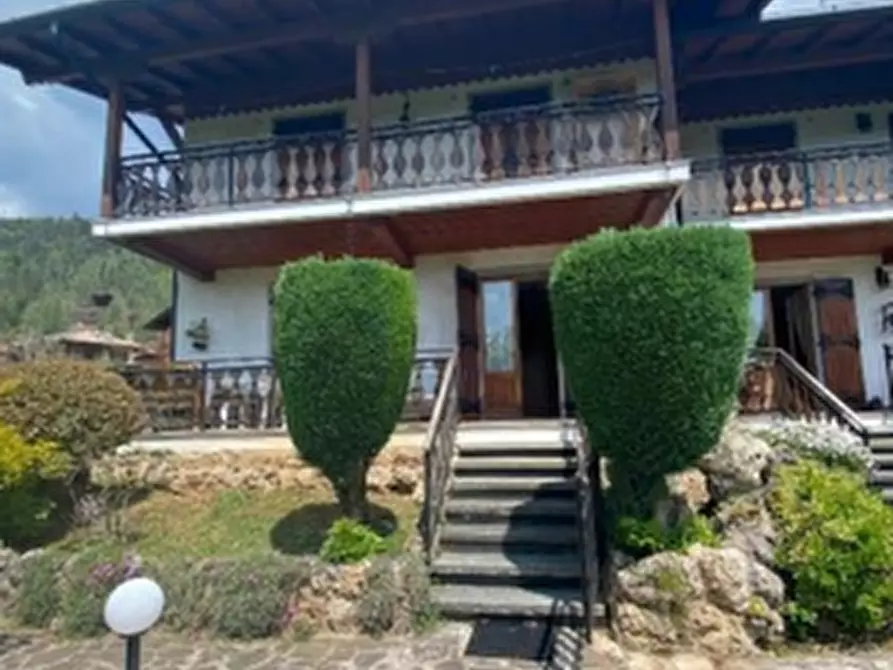 casa indipendente in vendita a Fino del Monte