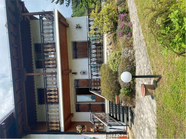 casa indipendente in vendita a Fino del Monte