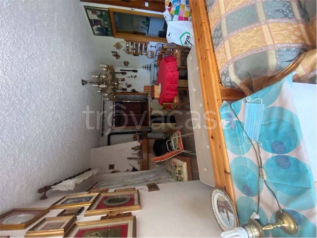 casa indipendente in vendita a Fino del Monte