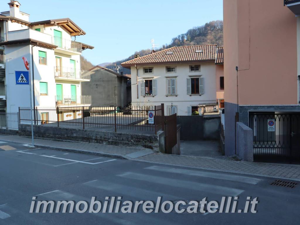 casa semindipendente in vendita a Fiorano al Serio