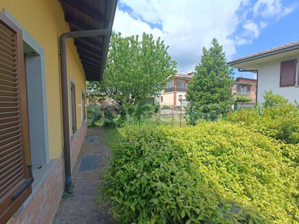 casa indipendente in vendita a Fiorano al Serio