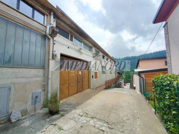 appartamento in vendita a Fiorano al Serio