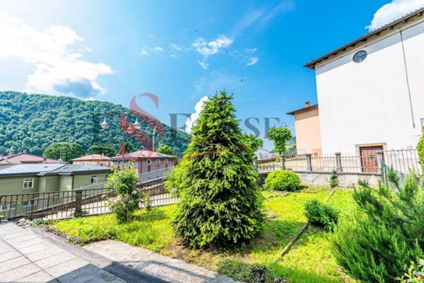 appartamento in vendita a Fiorano al Serio