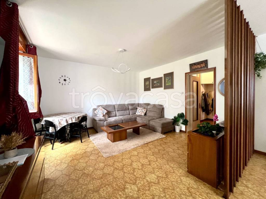 appartamento in vendita a Fiorano al Serio