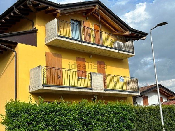 appartamento in vendita a Fiorano al Serio in zona San Fermo