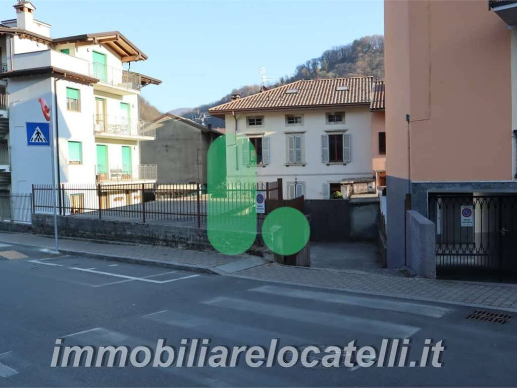 casa semindipendente in vendita a Fiorano al Serio