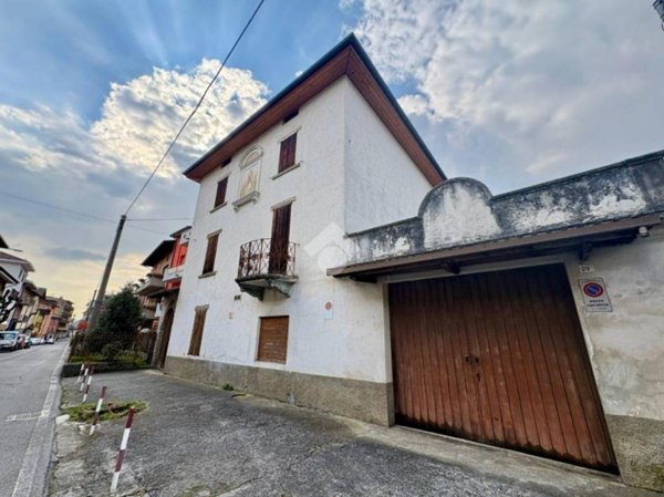 casa indipendente in vendita a Fiorano al Serio in zona San Fermo