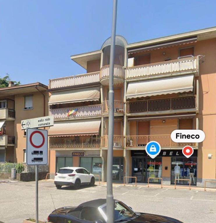 negozio in vendita a Fiorano al Serio in zona San Fermo