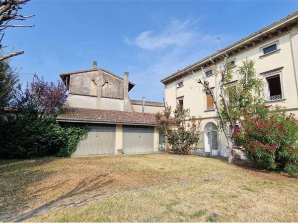 casa indipendente in vendita a Fontanella