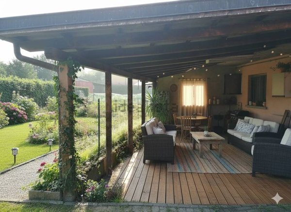 casa indipendente in vendita a Fontanella