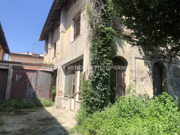 casa indipendente in vendita a Fontanella