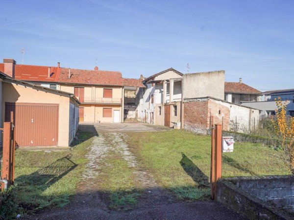 casa indipendente in vendita a Fontanella