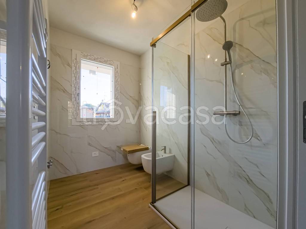 casa indipendente in vendita a Fontanella