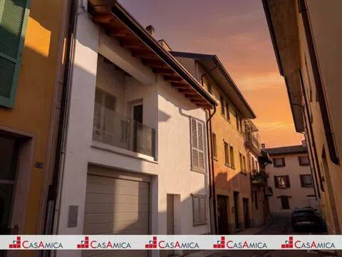 casa indipendente in vendita a Fontanella