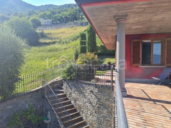 casa indipendente in vendita a Fonteno