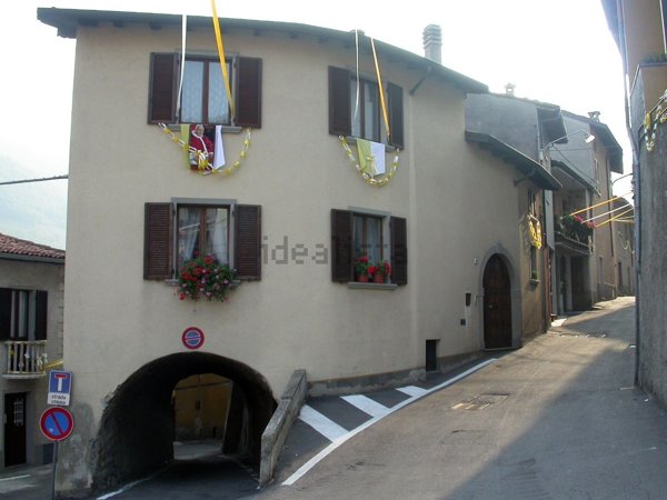 casa indipendente in vendita a Fonteno