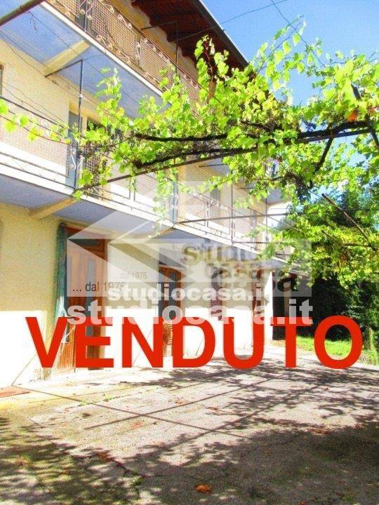 casa indipendente in vendita a Fonteno