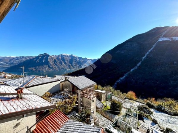 casa indipendente in vendita a Fonteno