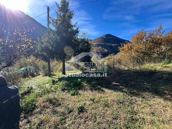 casa indipendente in vendita a Fonteno