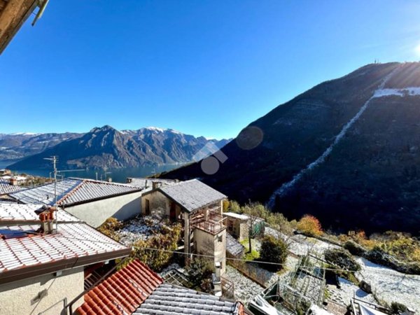 casa indipendente in vendita a Fonteno