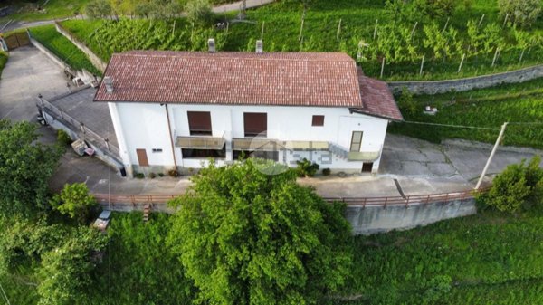 casa indipendente in vendita a Foresto Sparso