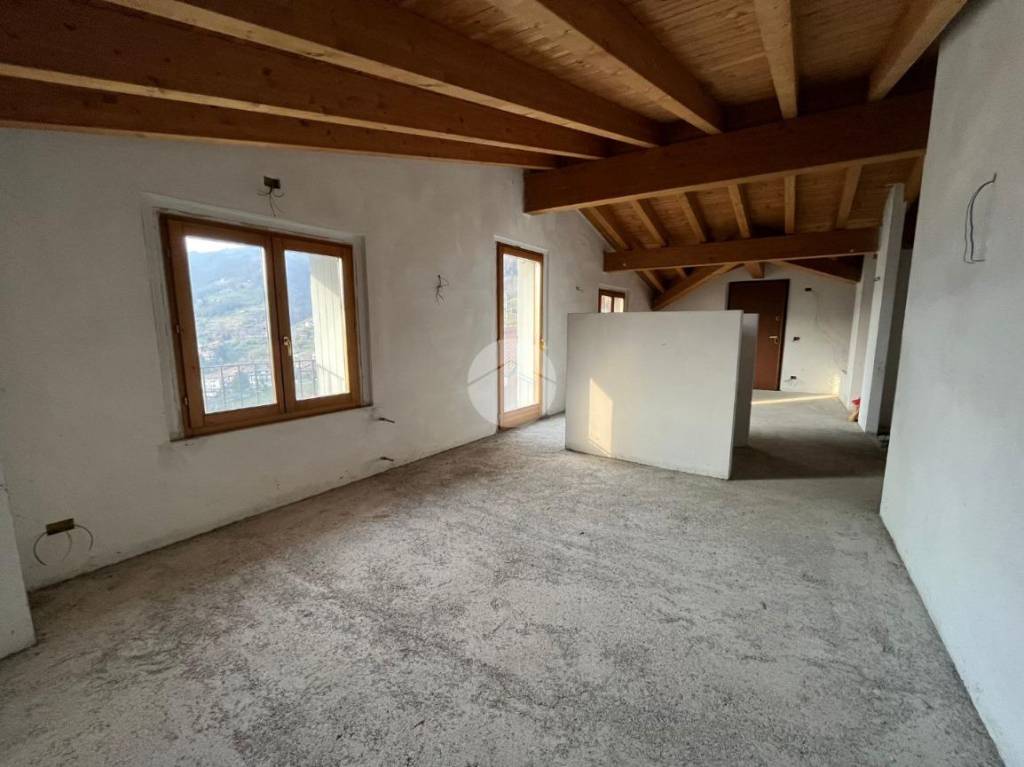 appartamento in vendita a Foresto Sparso in zona Dosso dell'Era
