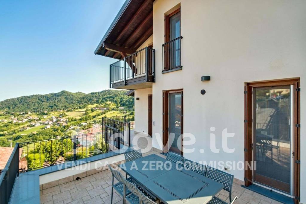 casa indipendente in vendita a Foresto Sparso in zona Gafforelli