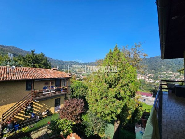 appartamento in vendita a Foresto Sparso in zona Chiesa