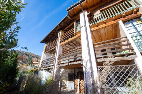 casale in vendita a Foresto Sparso