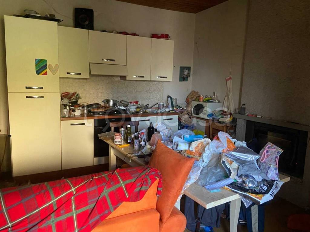 appartamento in vendita a Foresto Sparso in zona Chiesa