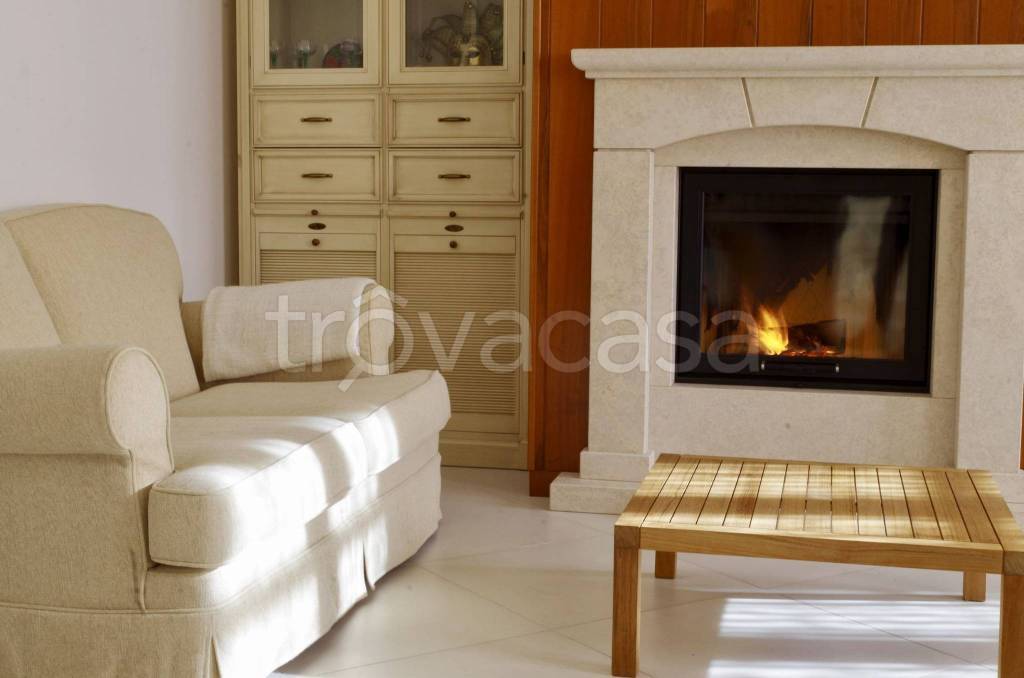 casa indipendente in vendita a Foresto Sparso in zona San Michele