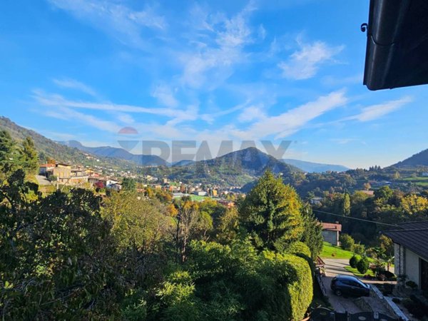 appartamento in vendita a Foresto Sparso in zona Chiesa