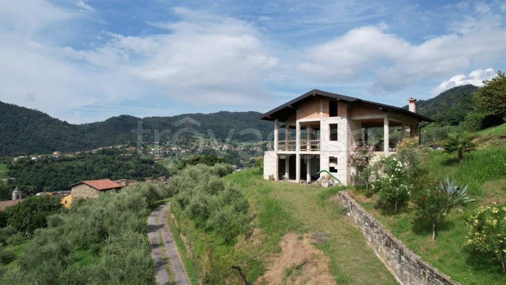 casa indipendente in vendita a Foresto Sparso