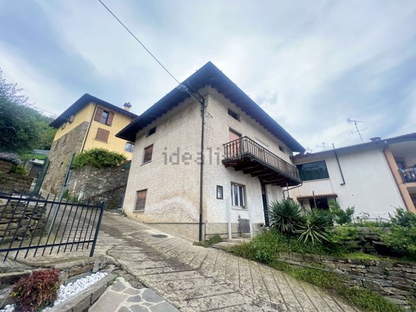 appartamento in vendita a Foresto Sparso in zona Gafforelli