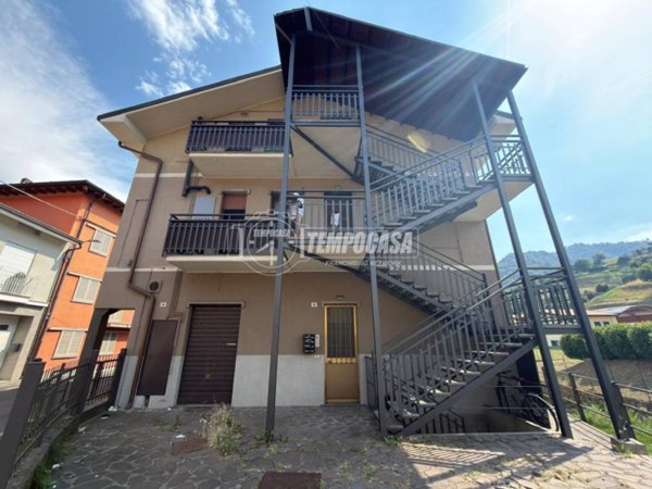 appartamento in vendita a Foresto Sparso in zona Chiesa