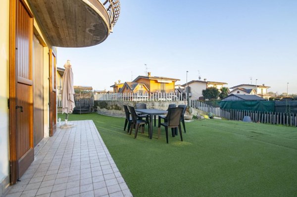 casa indipendente in vendita a Fornovo San Giovanni