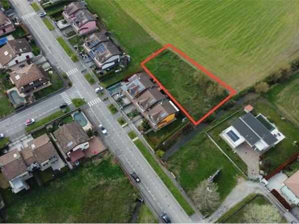 negozio in vendita a Fornovo San Giovanni