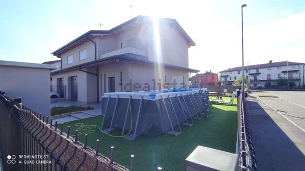 casa indipendente in vendita a Fornovo San Giovanni