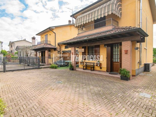casa indipendente in vendita a Fornovo San Giovanni