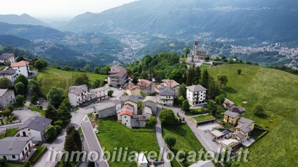 appartamento in vendita a Fuipiano Valle Imagna
