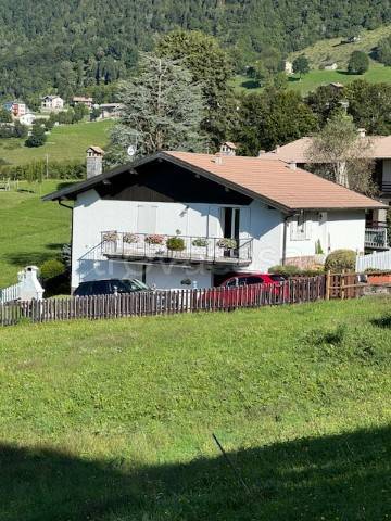 casa indipendente in vendita a Fuipiano Valle Imagna