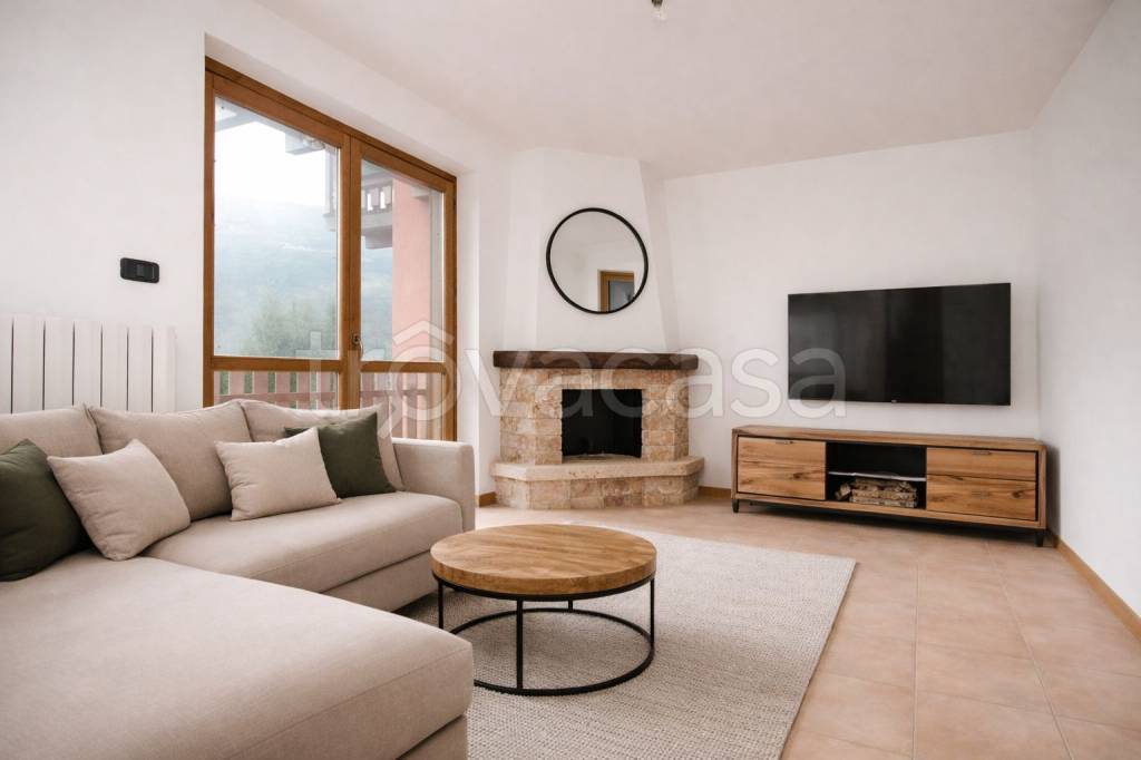 appartamento in vendita a Gandellino in zona Pietra