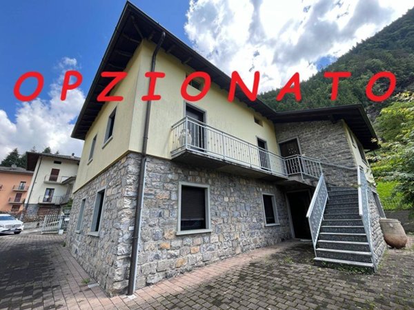 appartamento in vendita a Gandellino