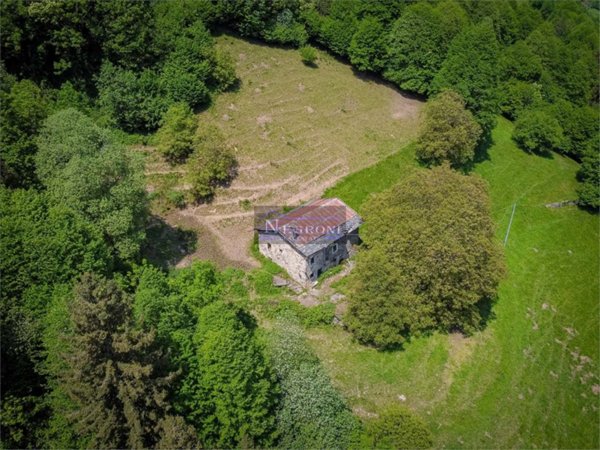 appartamento in vendita a Gandellino in zona Pietra