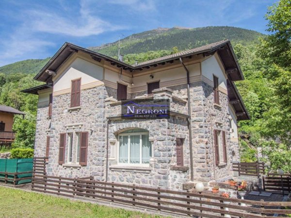 appartamento in vendita a Gandellino in zona Grabiasca