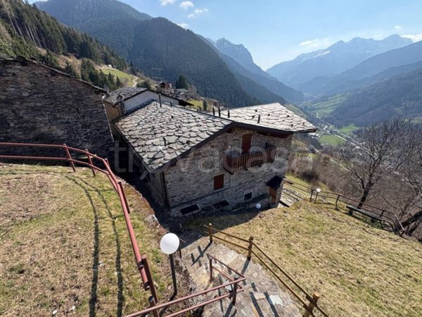 appartamento in vendita a Gandellino in zona Pietra