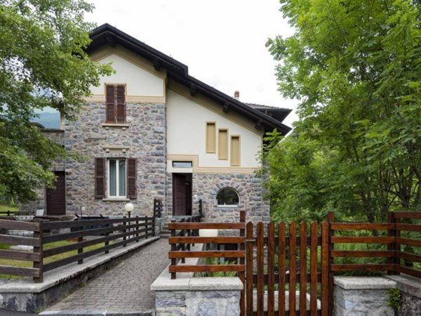 appartamento in vendita a Gandellino in zona Foppi