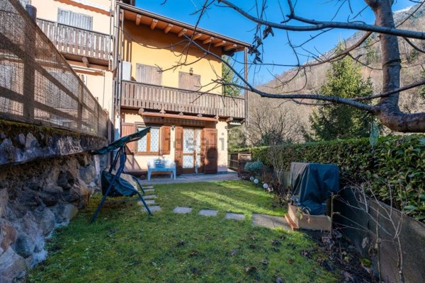 appartamento in vendita a Gandellino in zona Foppi